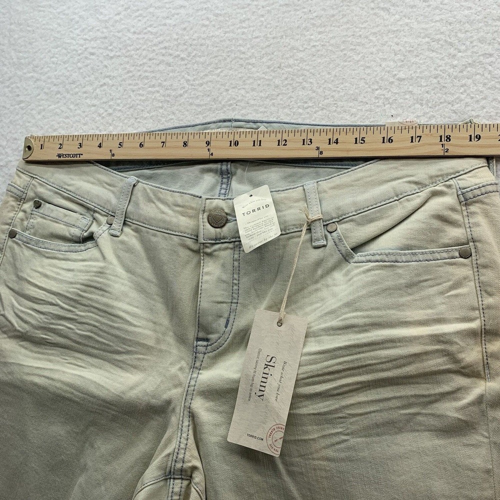Torrid Sophia Skinny Jeans Plus Size 18 38x31 Bleached Denim Tapered Stretch - Picture 13 of 16
